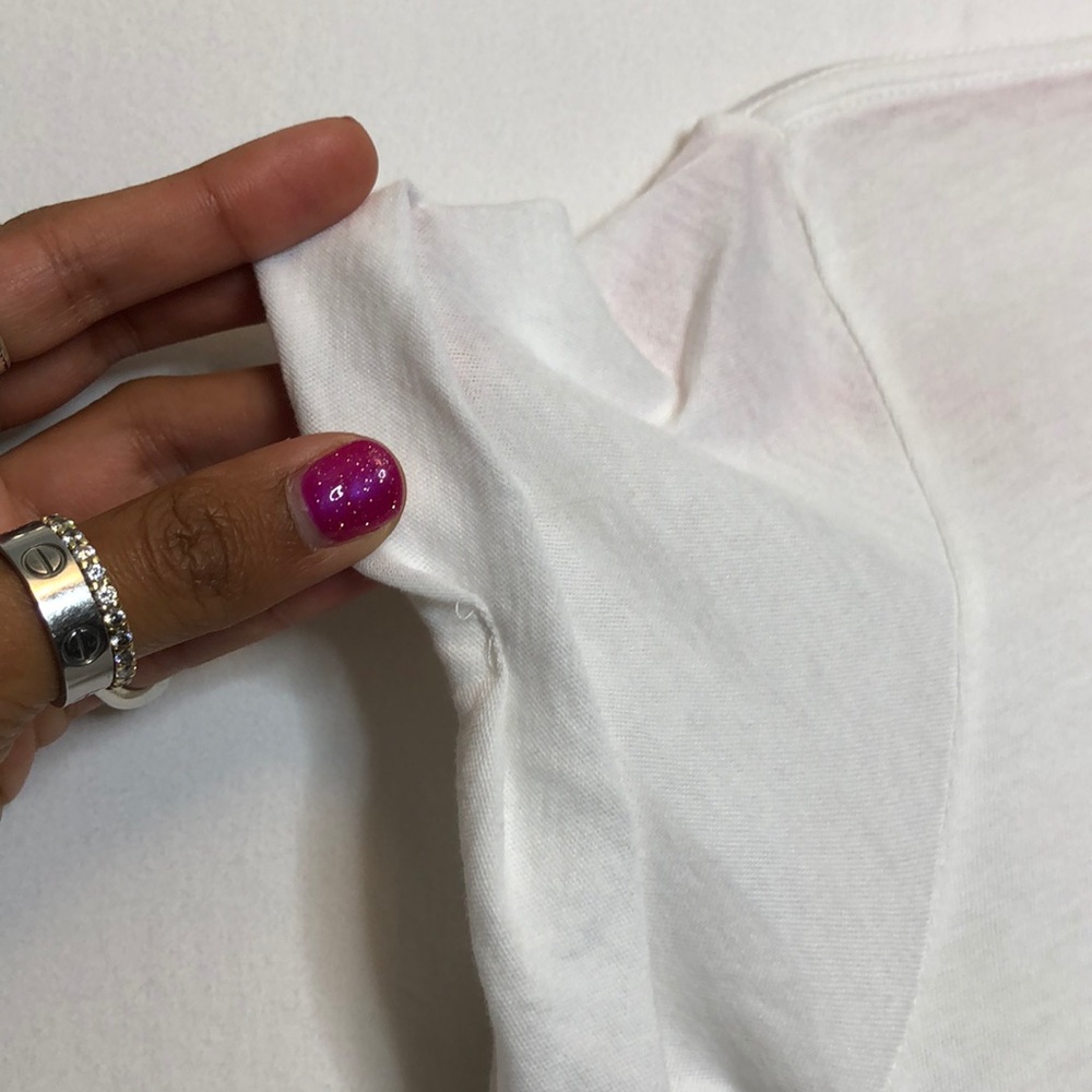 WILDFOX “Eat Your Heart Out” white t-shirt 💗 - Picture 7 of 8